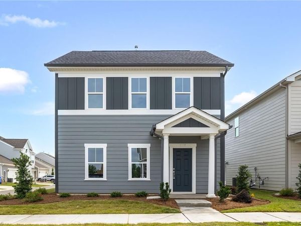 1647 Cross Village Avenue , Kernersville, NC 27284