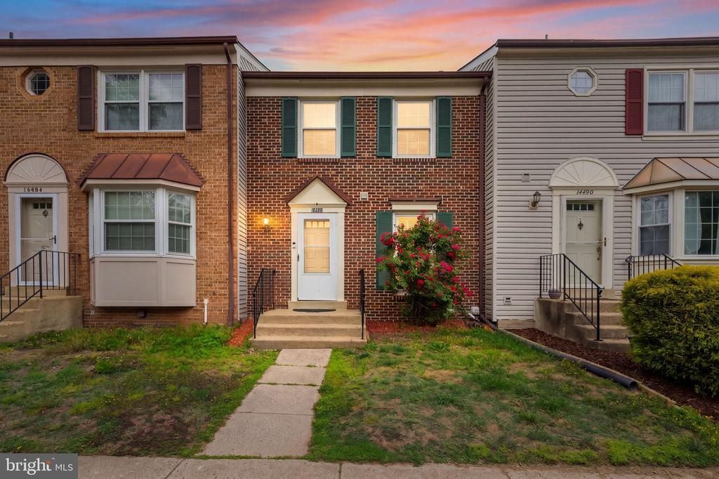 14492 Four Chimney Drive, Centreville, VA 20120 Main Photo