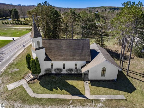 89 Church Street W, Maple City, MI 49664