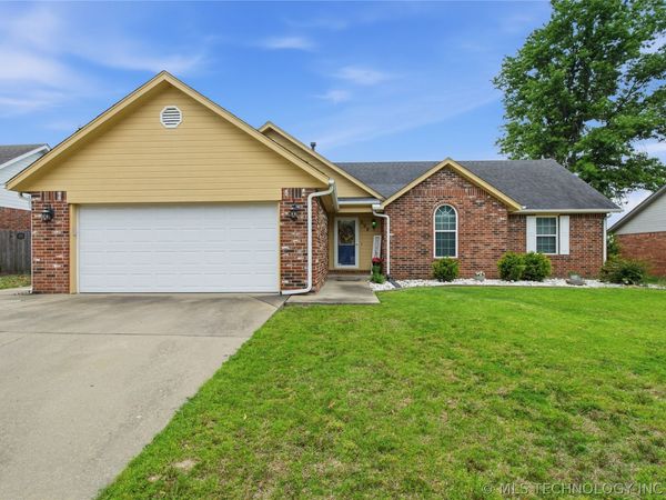 309 Heritage Drive , Fort Gibson, OK 74434