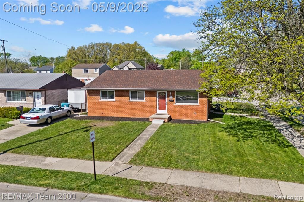 6557 Huntleigh Street, Garden City, MI 48135 Main Photo