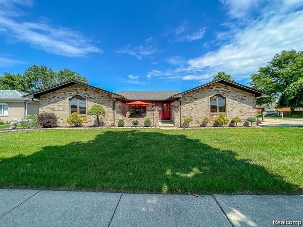 39185 Ceceil Drive, Clinton Twp, MI 48038