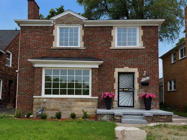 17321 Santa Rosa Drive, Detroit, Mi 48221