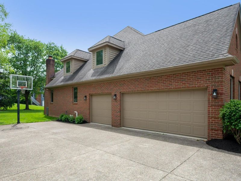 13312 WELLESLEY Drive, Pickerington, OH 43147 Photo 4
