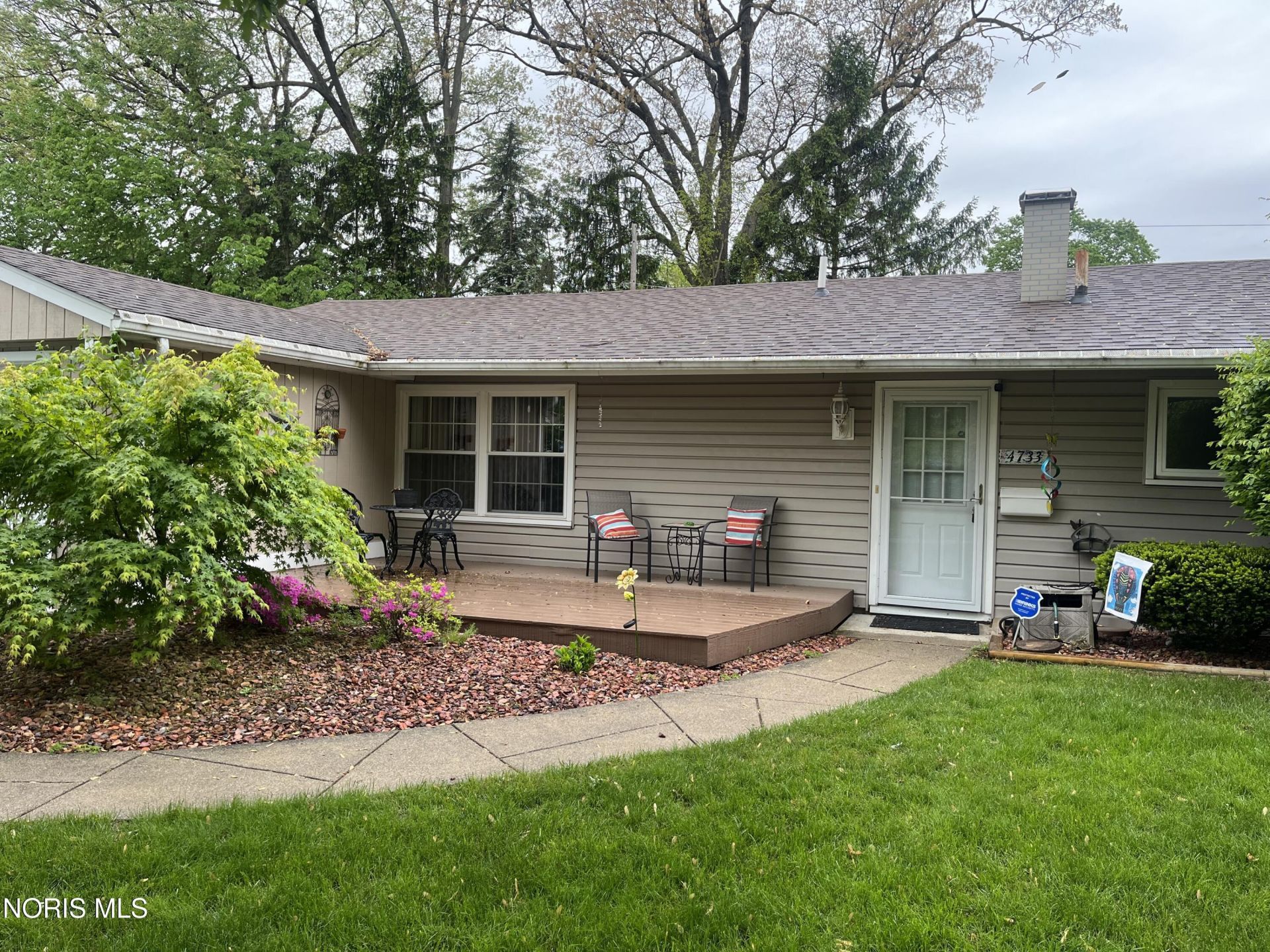 4733 Elmhurst Road , Toledo, OH 43613 Main Photo