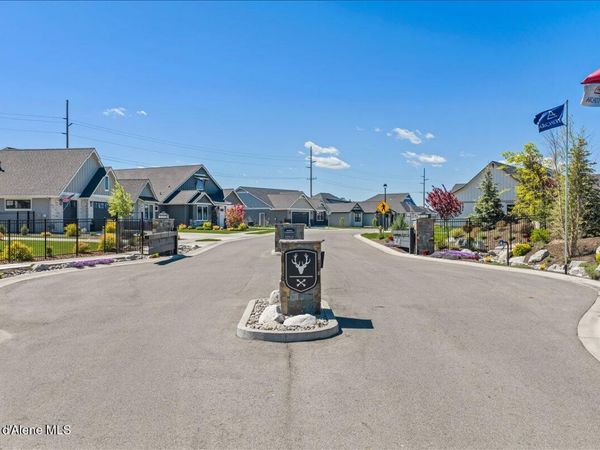 4417 W Hide Away LN , Coeur d'Alene, ID 83815