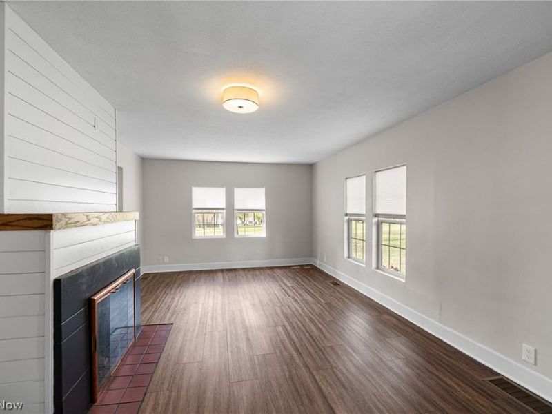 1405 S Medina Line Road, Wadsworth, OH 44281 Photo 4