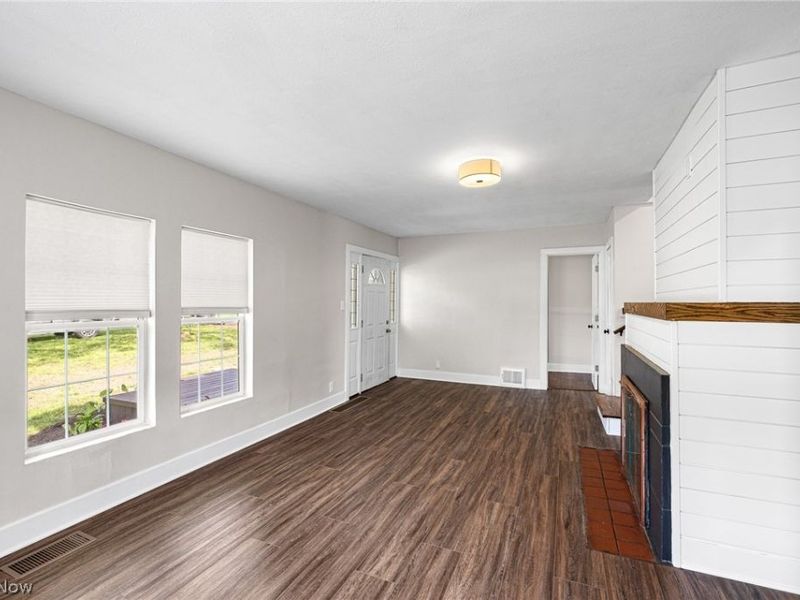 1405 S Medina Line Road, Wadsworth, OH 44281 Photo 6