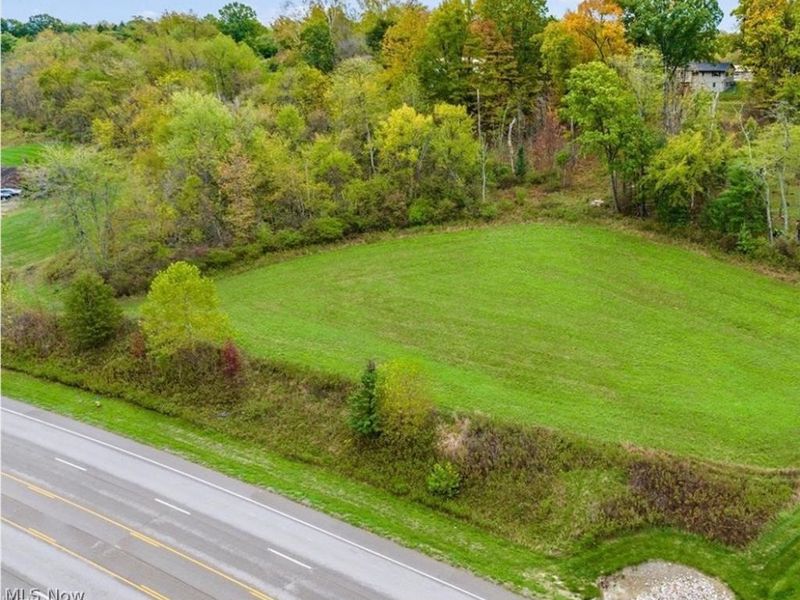Northpointe Drive, Zanesville, OH 43701 Photo 3