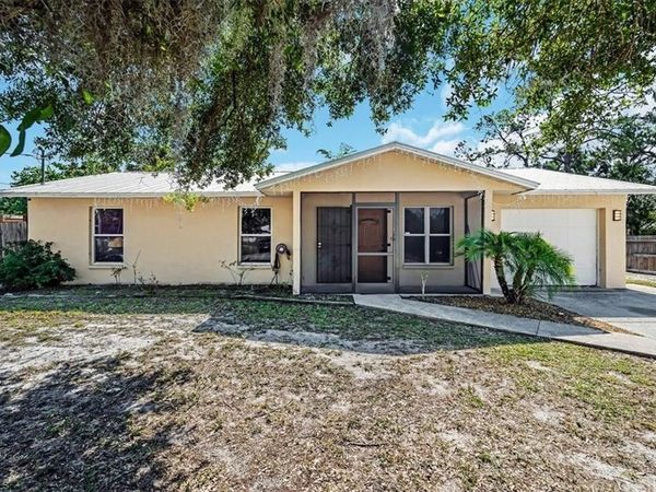 575 Sabal Palm CT , LABELLE, FL 33935