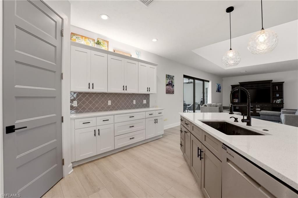 22833 Yellow Button Ln, Alva, FL 33920 Photo