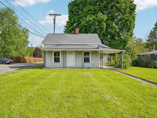 824 W Columbus Avenue , Bellefontaine, OH 43311