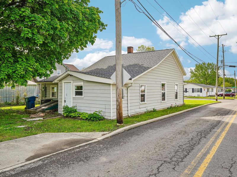 824 W Columbus Avenue , Bellefontaine, OH 43311 Photo 40