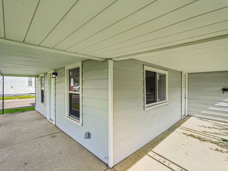 824 W Columbus Avenue , Bellefontaine, OH 43311 Photo 5