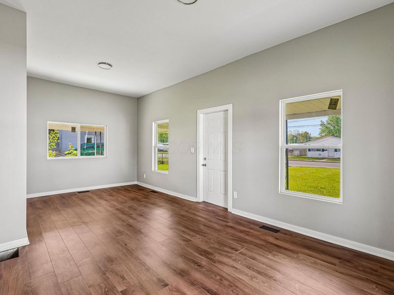 824 W Columbus Avenue , Bellefontaine, OH 43311 Photo 7