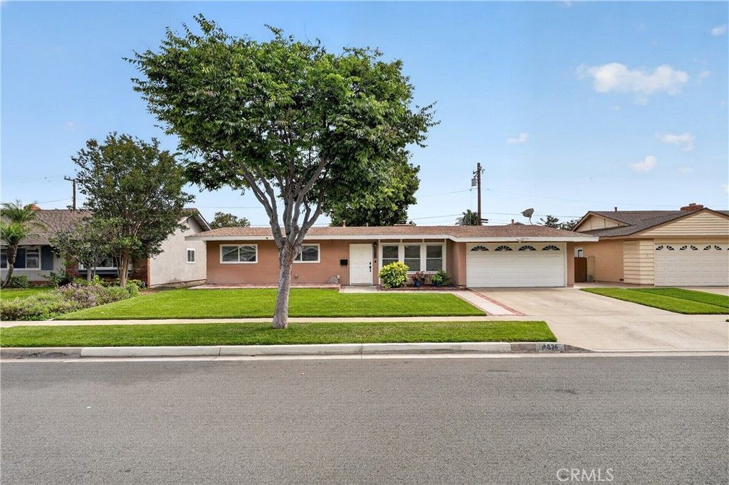 2526 E Paladin, Anaheim, CA 92806 Main Photo