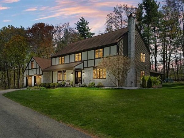 379 South Street, Auburn, MA 01501