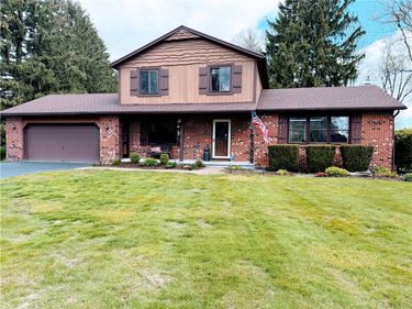 6 High Point Drive, Spencerport, NY 14559