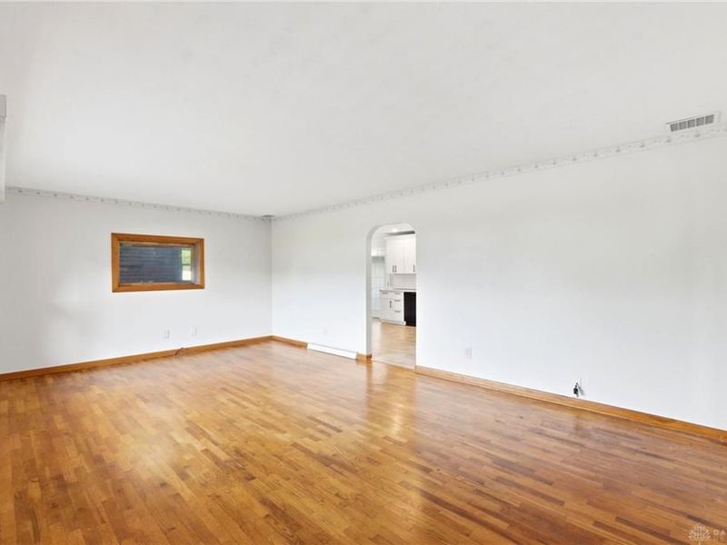 219 Knollwood Drive, Verona, OH 45378 Photo 8