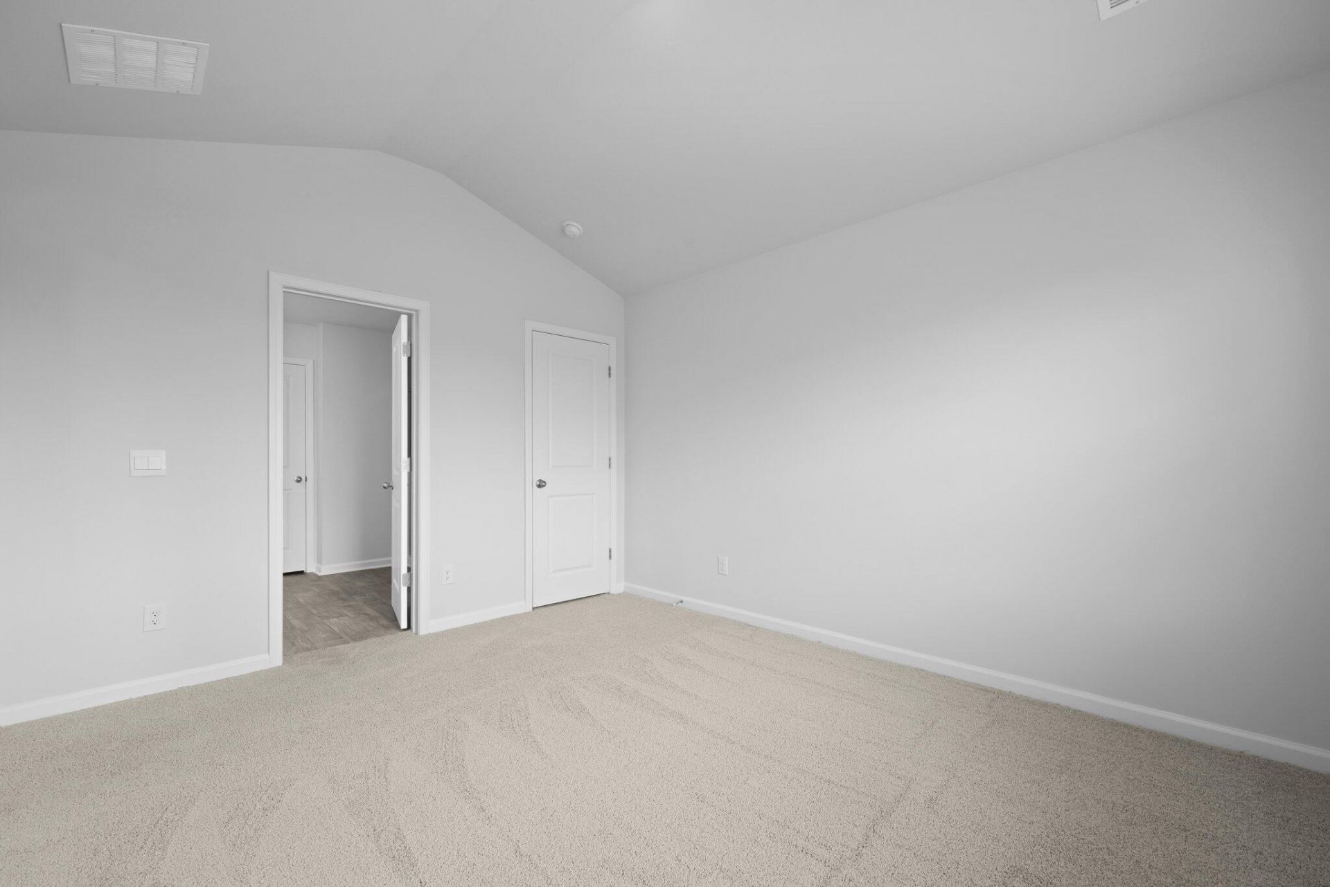 301 Bluebell Way Photo 35