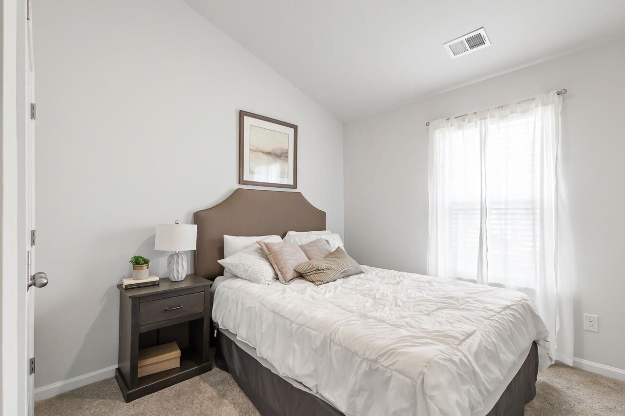 301 Bluebell Way Photo 9