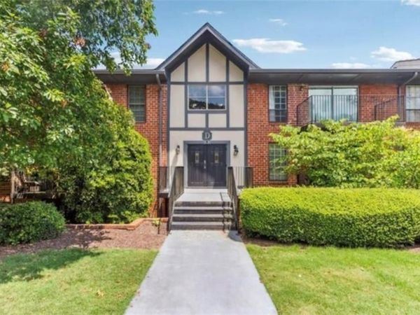 6851 Roswell Road, Unit D21, Atlanta, GA 30328