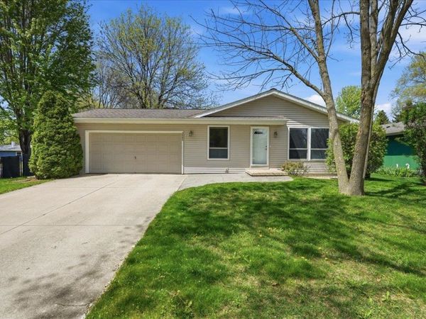 3502 Old Gate Road, Madison, WI 53704