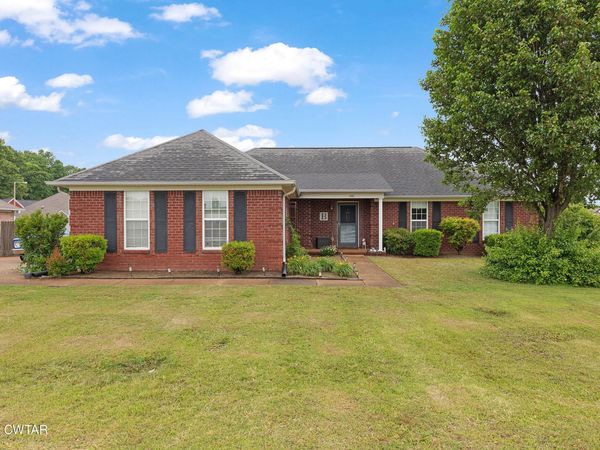 1441 Middle School Street , Medina, TN 38355