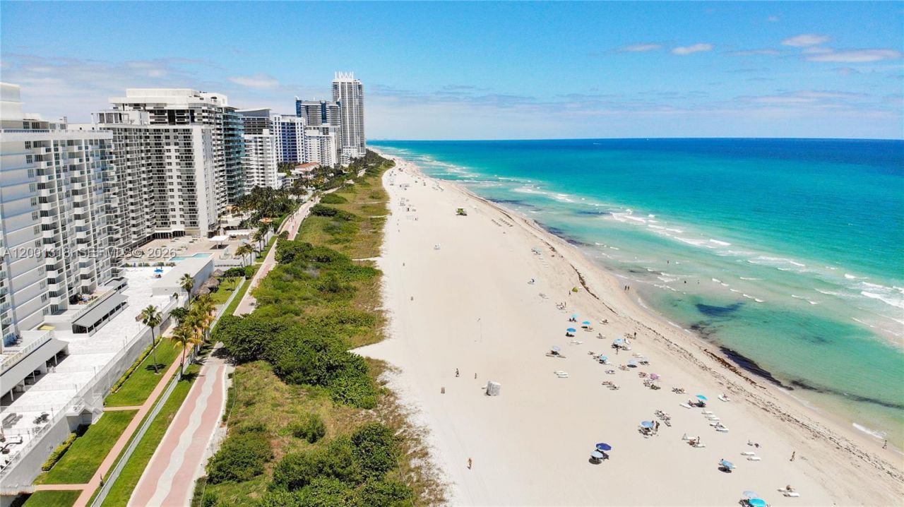 5601 Collins Ave , Unit 711, Miami Beach, FL 33140 Photo