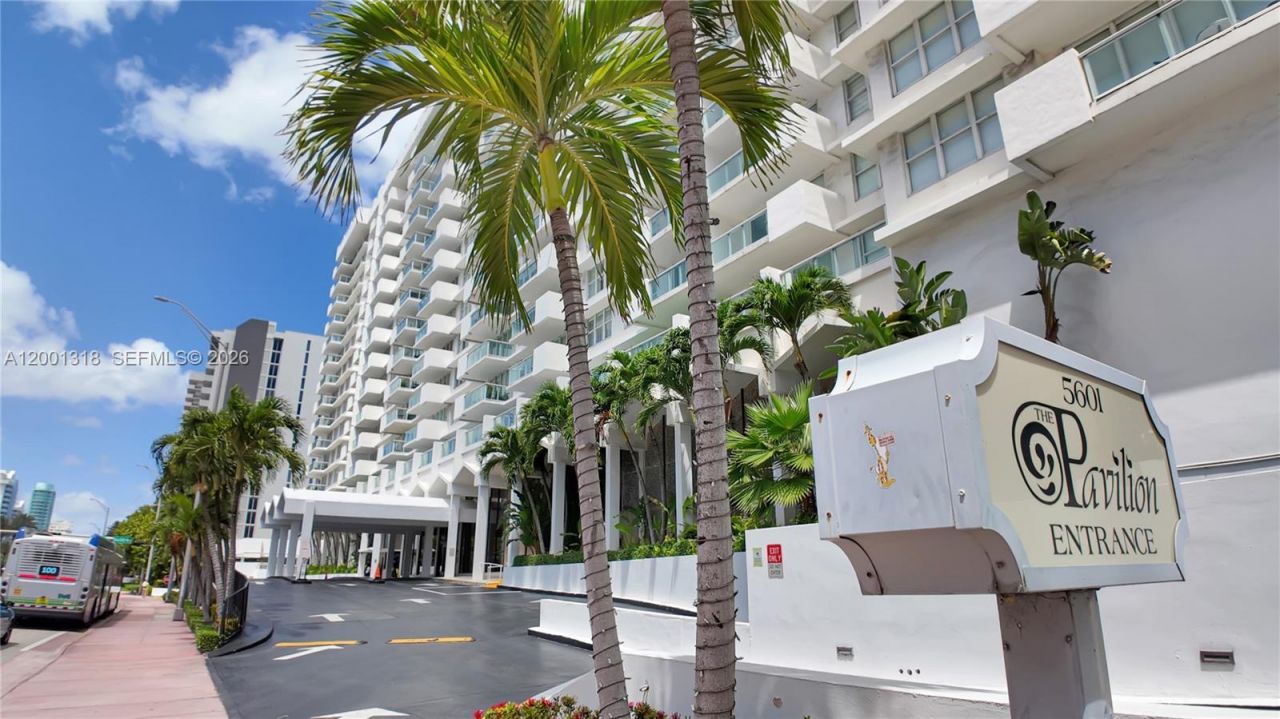 5601 Collins Ave , Unit 711, Miami Beach, FL 33140 Photo