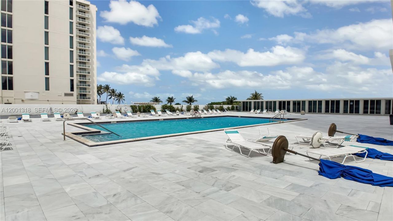 5601 Collins Ave , Unit 711, Miami Beach, FL 33140 Photo