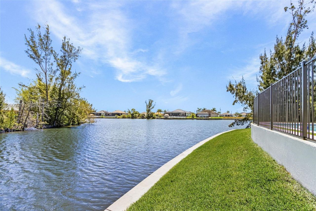 2303 NW 35 Ave , Cape Coral, FL 33993 Photo