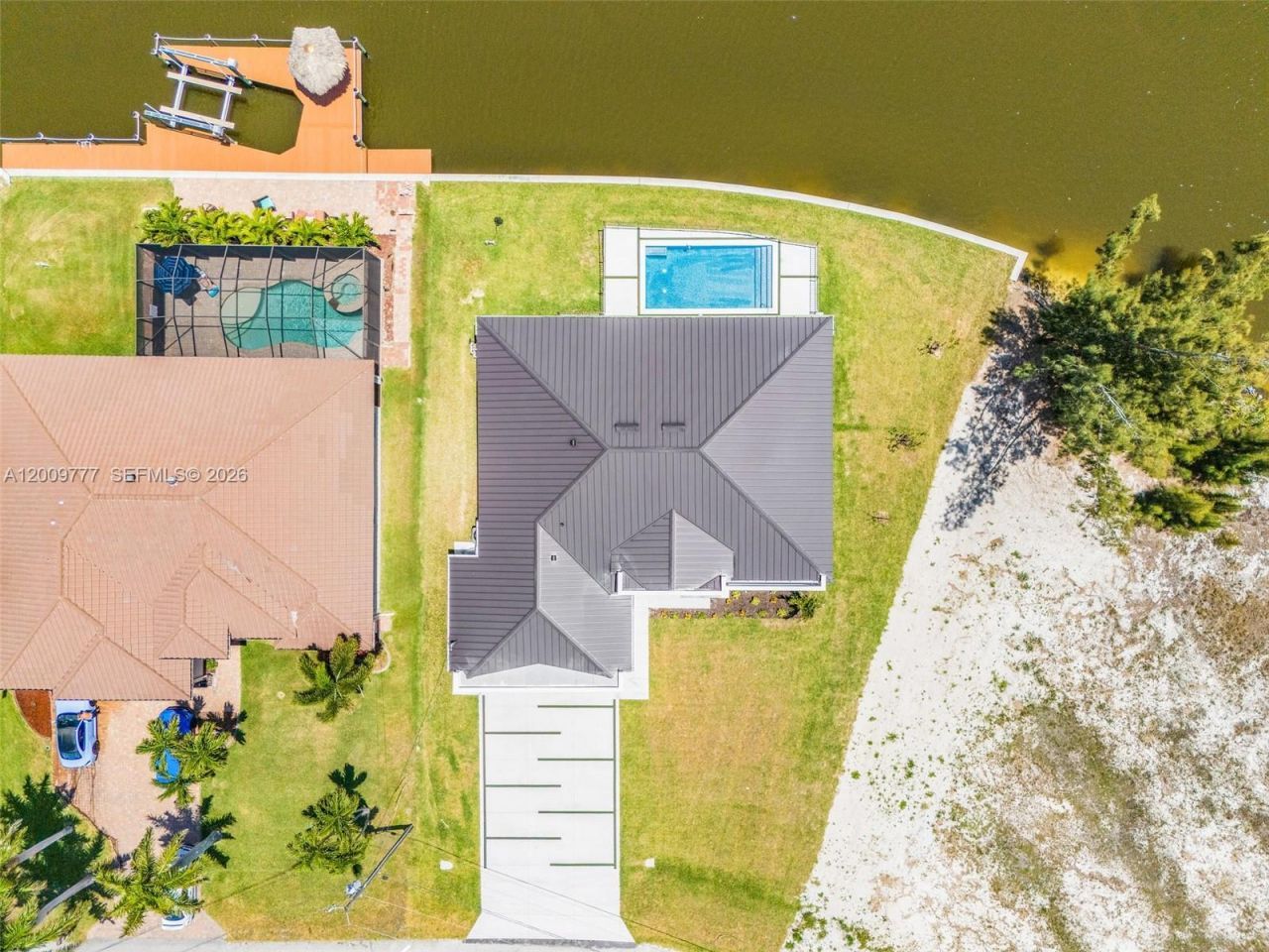 2303 NW 35 Ave , Cape Coral, FL 33993 Photo
