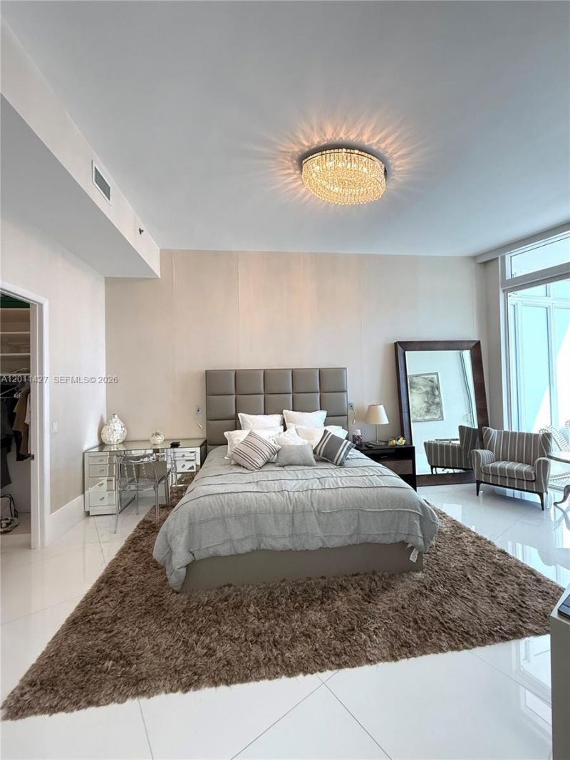 15811 Collins Ave , Unit 4207, Sunny Isles Beach, FL 33160 Photo