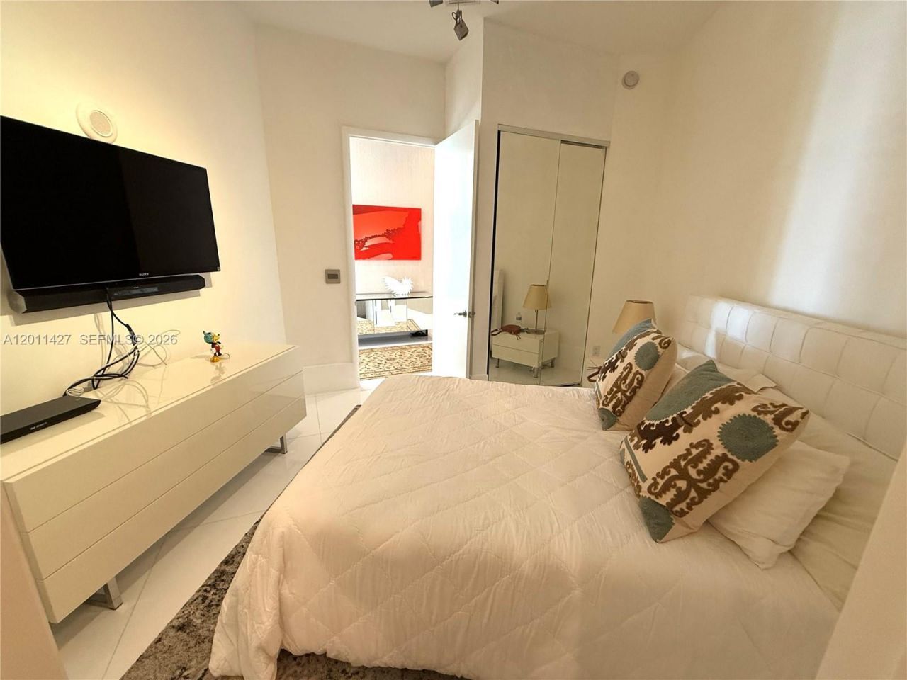 15811 Collins Ave , Unit 4207, Sunny Isles Beach, FL 33160 Photo