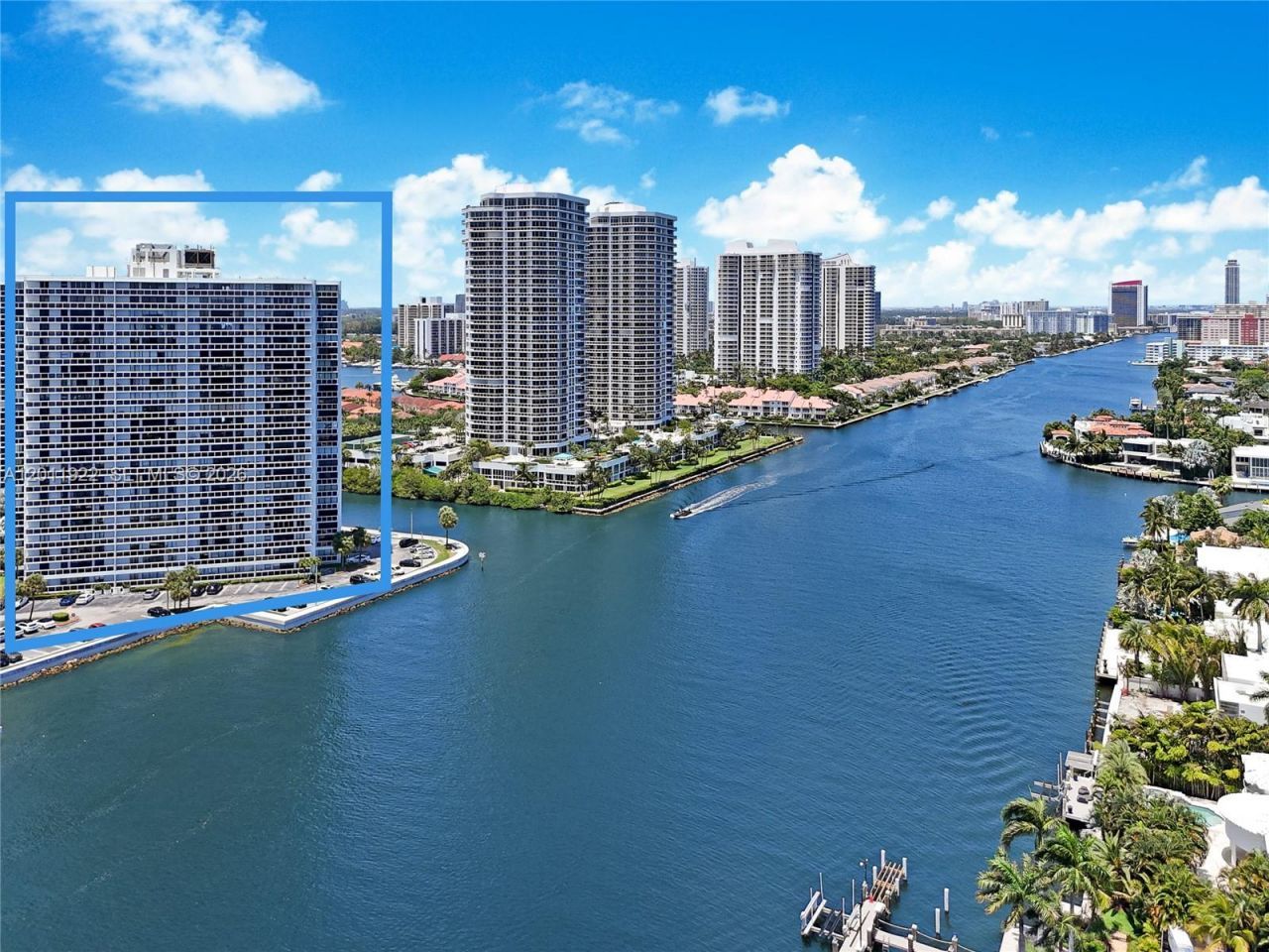 20515 E Country Club Dr , Unit 1146, Aventura, FL 33180 Photo