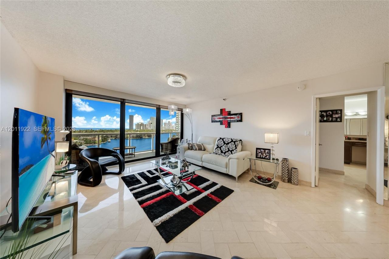 20515 E Country Club Dr , Unit 1146, Aventura, FL 33180 Photo