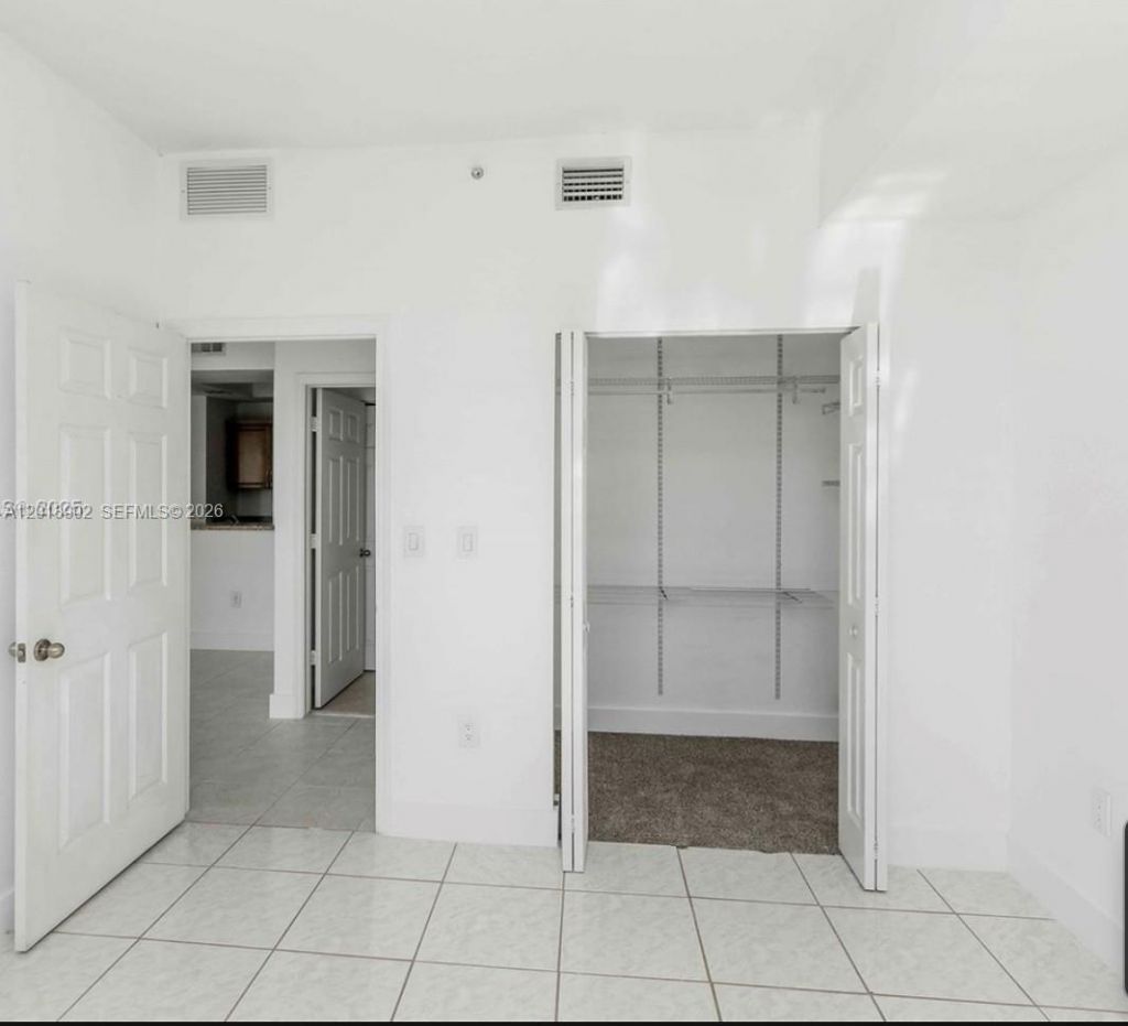 3590 Coral Way, Unit 910, Miami, FL 33145 Photo