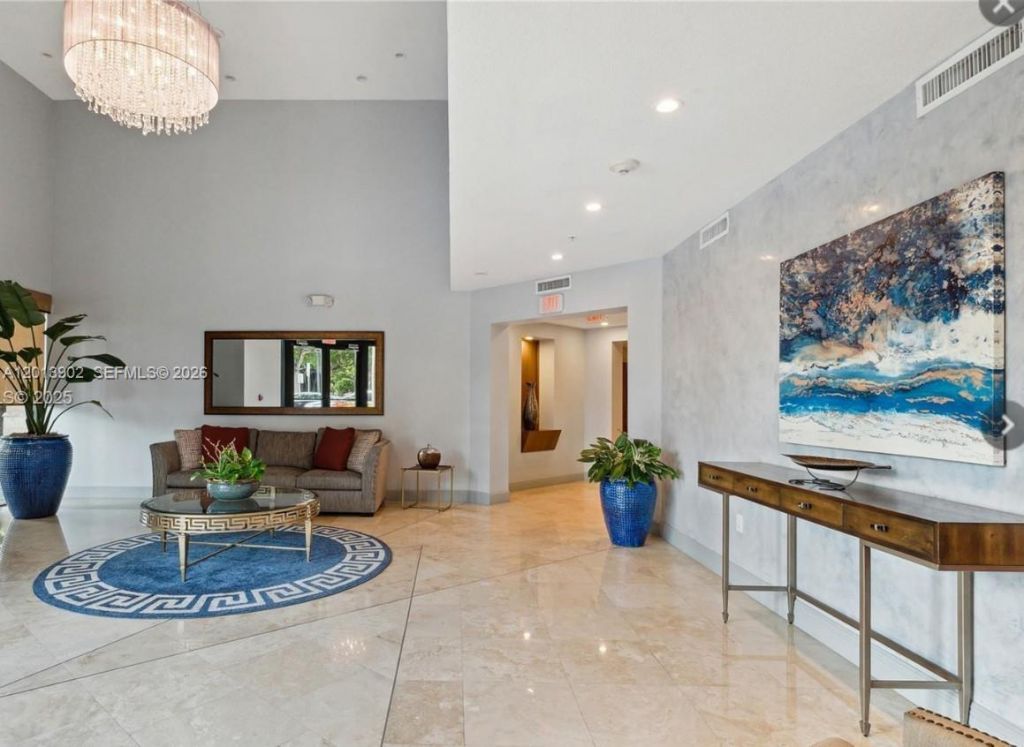 3590 Coral Way, Unit 910, Miami, FL 33145 Photo
