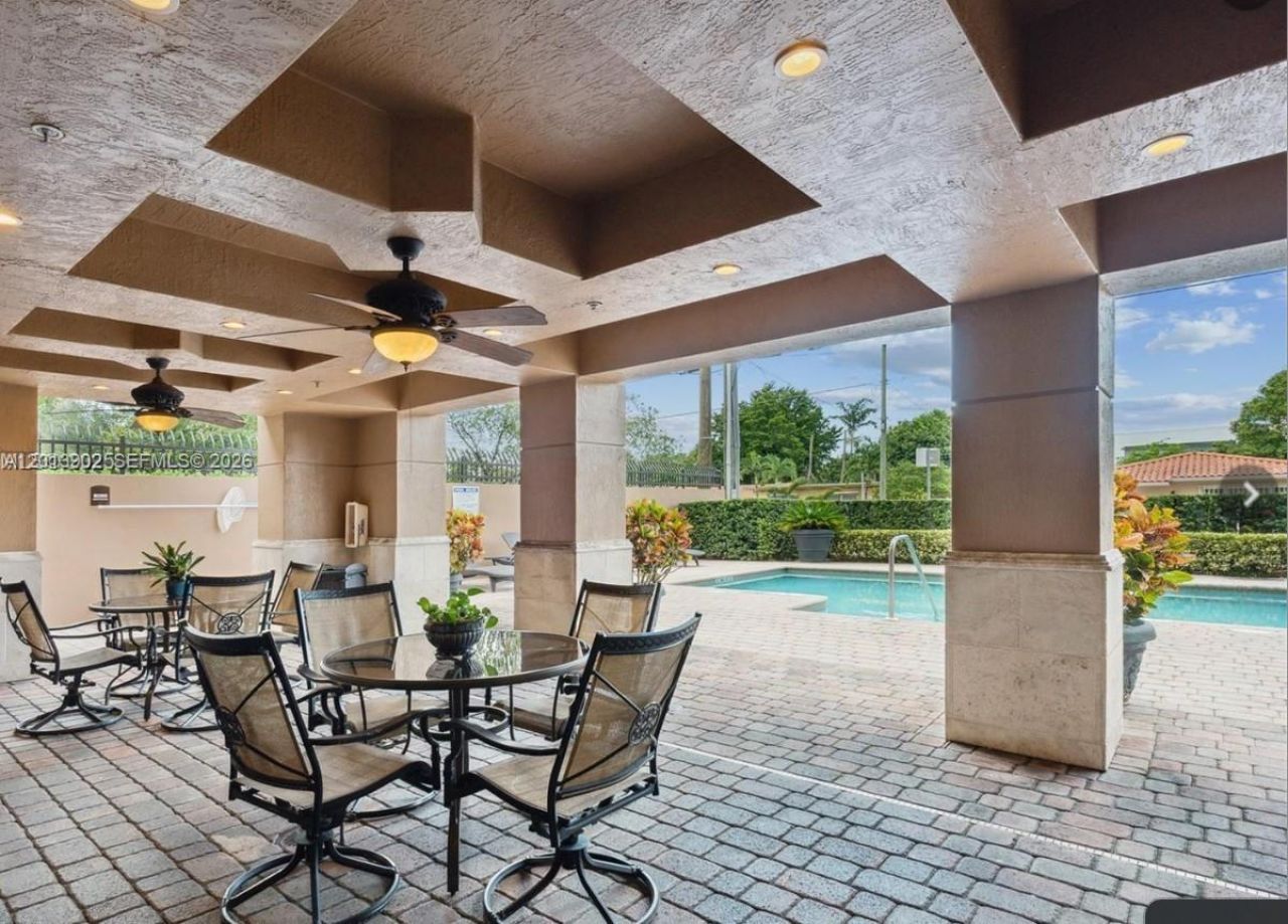 3590 Coral Way, Unit 910, Miami, FL 33145 Photo