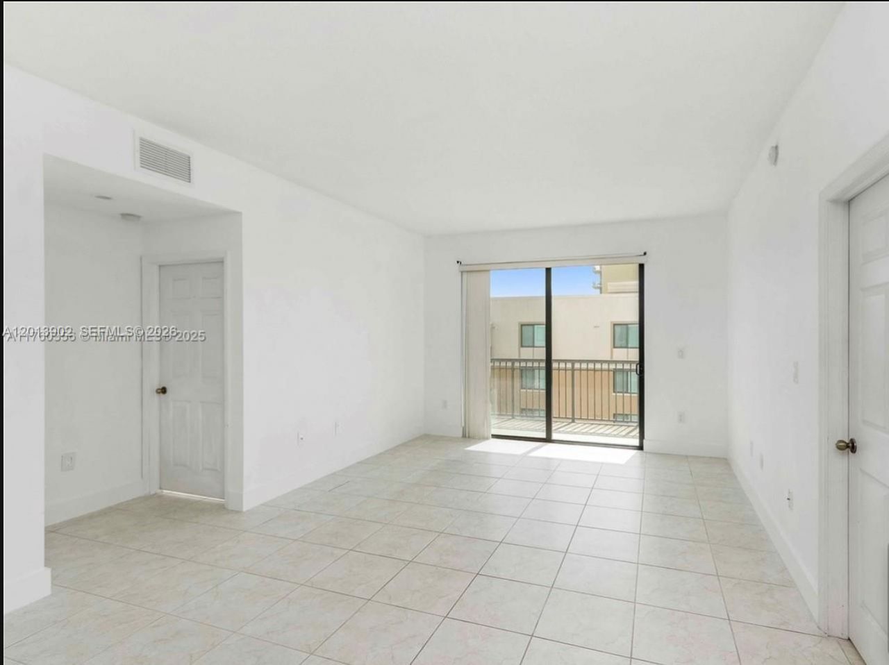 3590 Coral Way, Unit 910, Miami, FL 33145 Photo