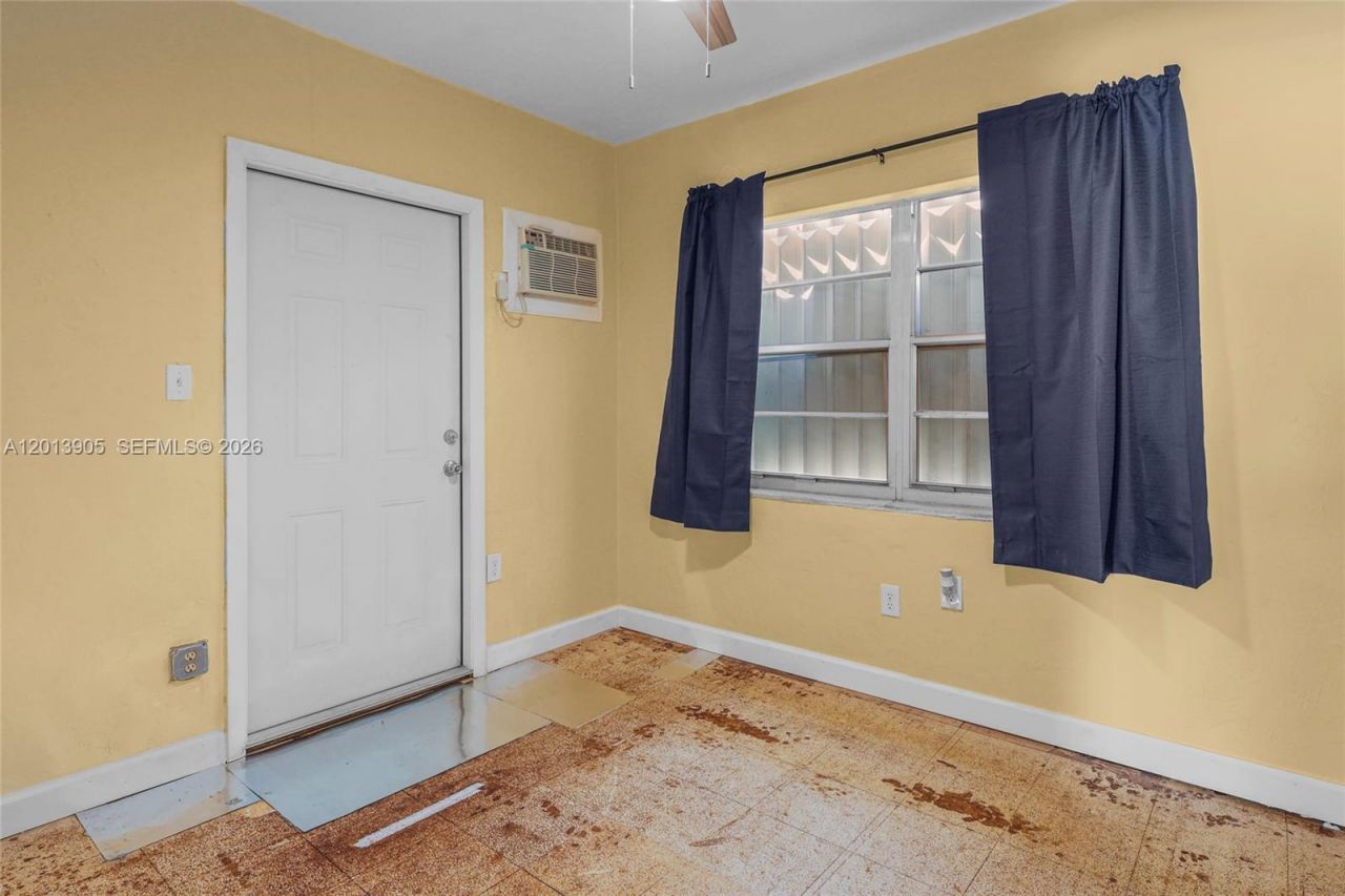 351 E 14th St , Hialeah, FL 33010 Photo