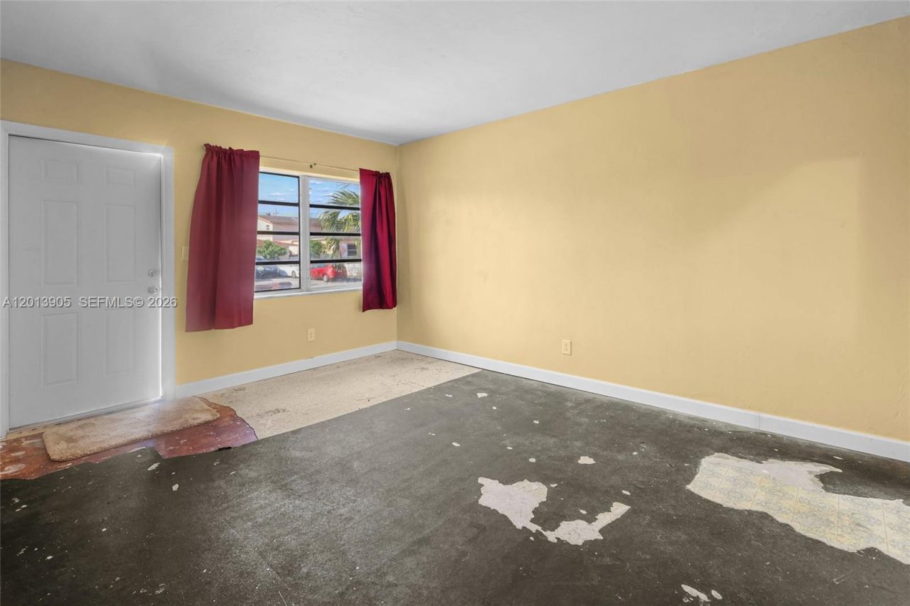 351 E 14th St , Hialeah, FL 33010 Photo