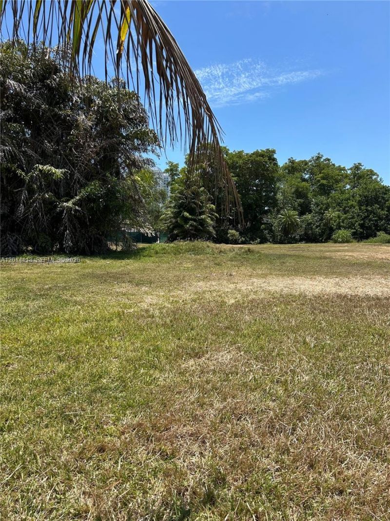 1121 NE 83rd St, Miami, FL 33138 Photo