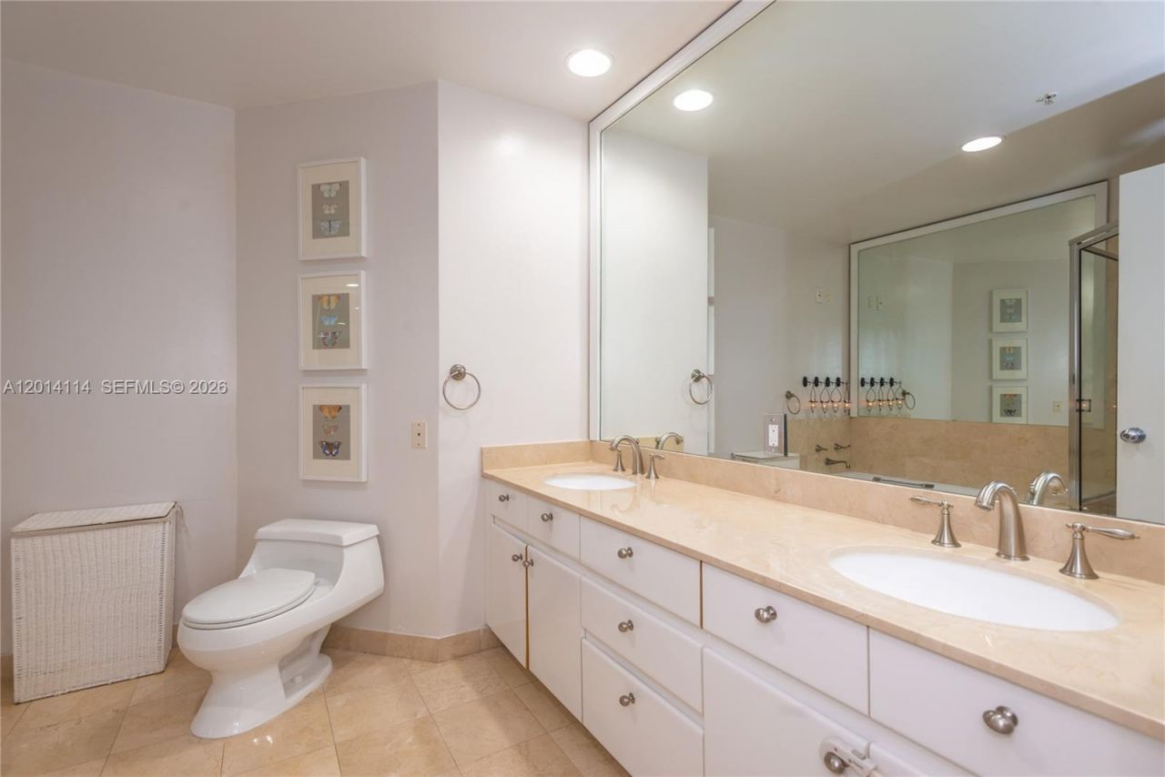 888 Brickell Key Dr , Unit 211, Miami, FL 33131 Photo