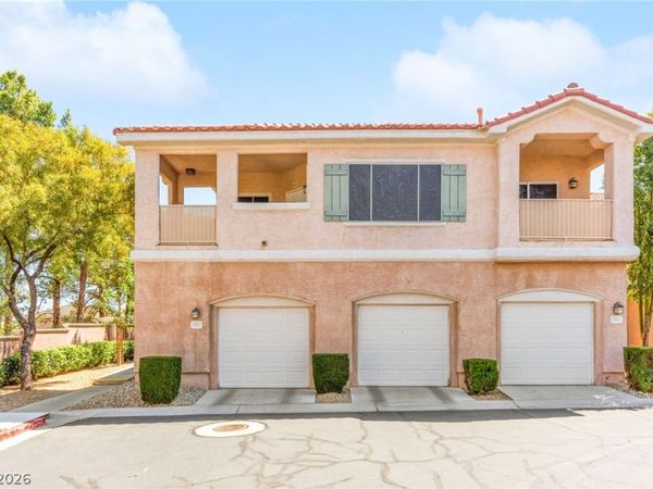 251 S Green Valley Parkway , Unit 2011, Henderson, NV 89012