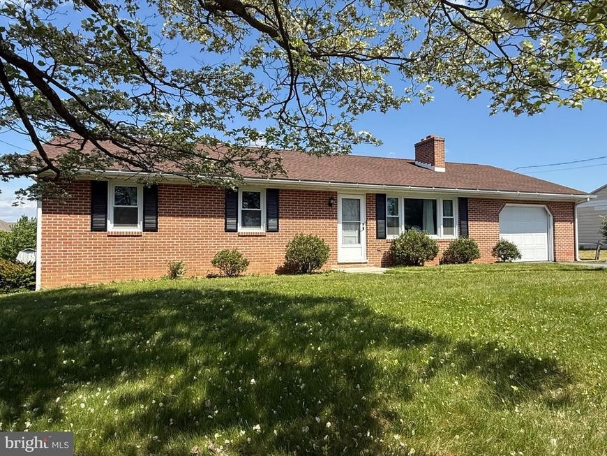 1423 Brechbill Road, Chambersburg, PA 17202 Main Photo
