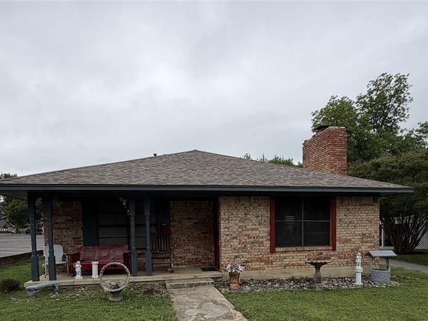 305 N Union, Whitesboro, TX 76273