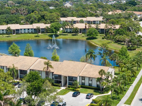 2762 SW Matheson Avenue, Unit G1, Palm City, FL 34990