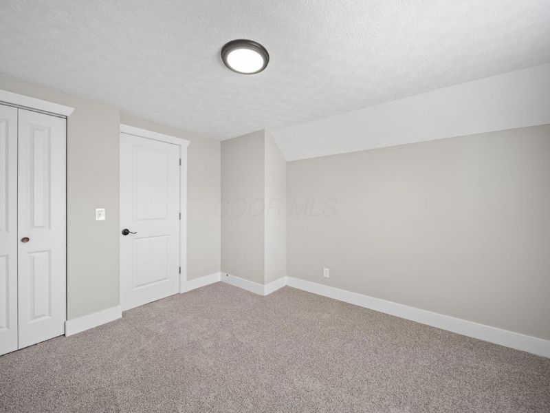 2385 Hanna Drive, Columbus, OH 43211 Photo 45